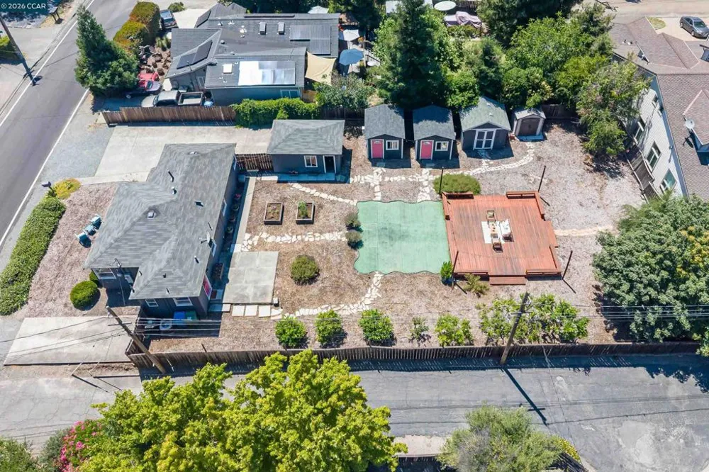1616 2nd Ave Walnut Creek, CA 94597