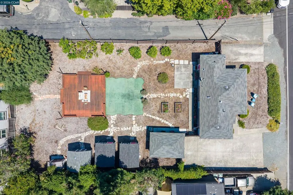 1616 2nd Ave Walnut Creek, CA 94597