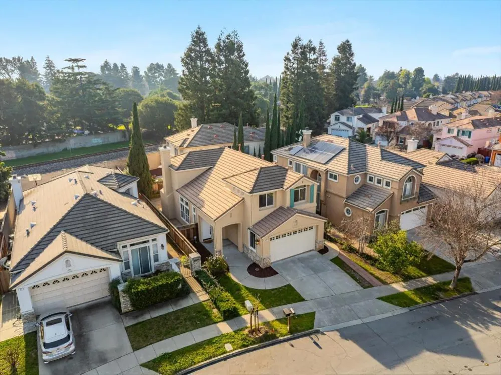 310 Grau Drive Fremont, CA 94536