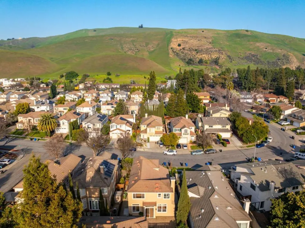 310 Grau Drive Fremont, CA 94536