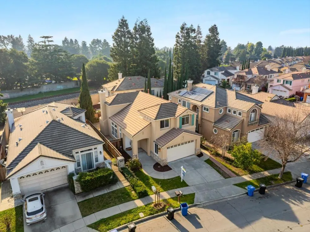 310 Grau Drive Fremont, CA 94536
