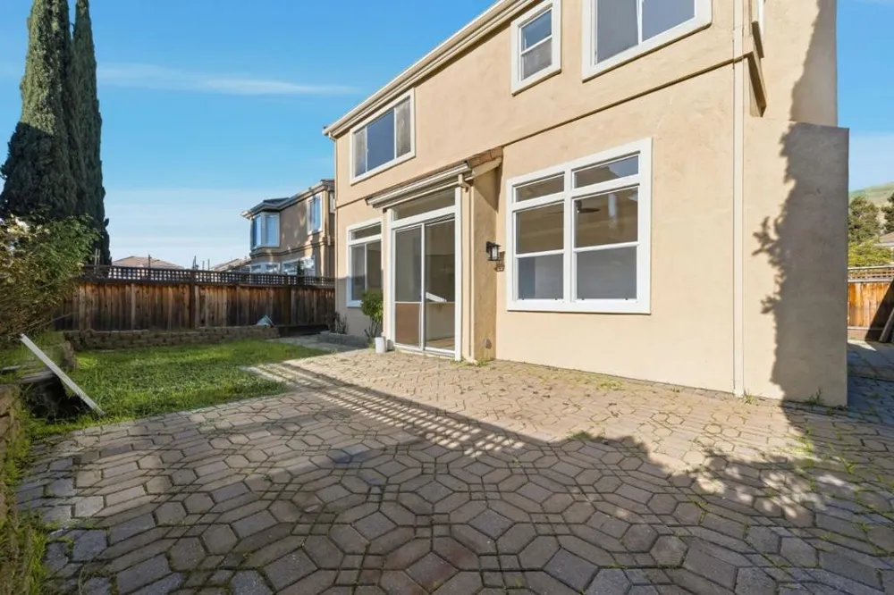 310 Grau Drive Fremont, CA 94536