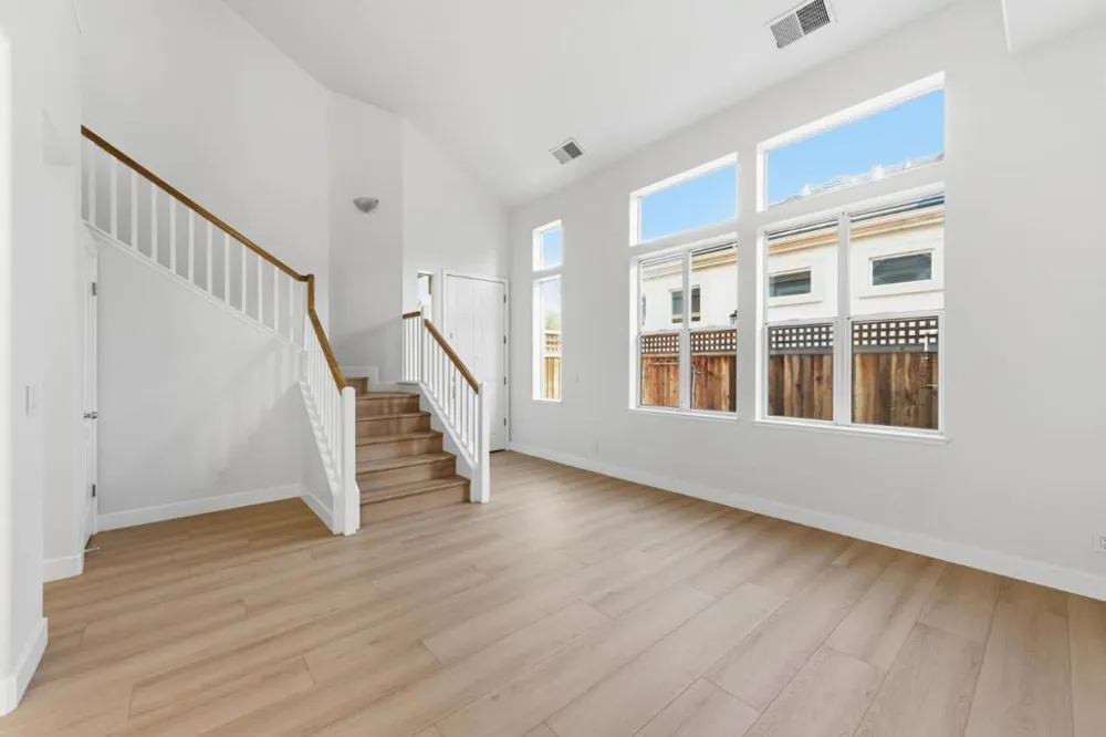 310 Grau Drive Fremont, CA 94536