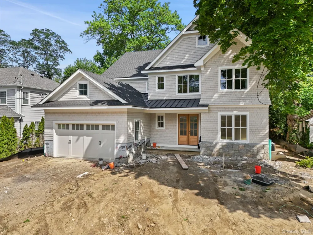 8 Crest Lane Scarsdale, NY 10583