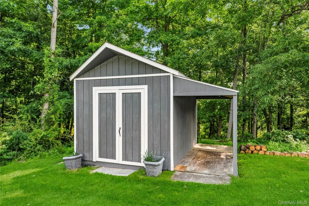 22 Old Ridge Road Warwick, NY 10990
