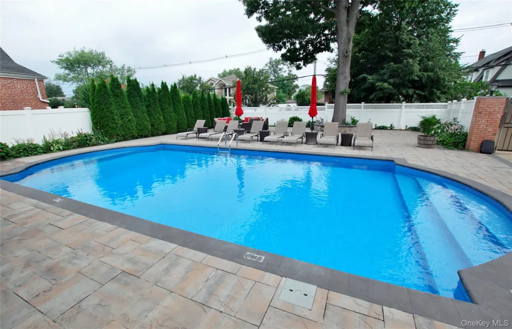 278 S Long Beach Avenue Freeport, NY 11520