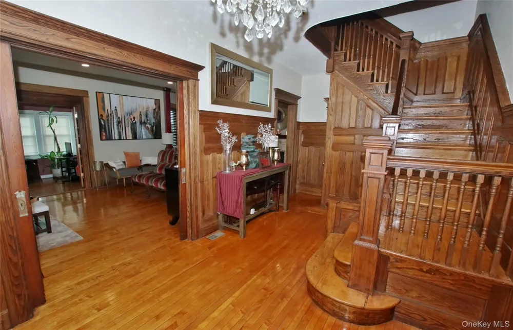 278 S Long Beach Avenue Freeport, NY 11520