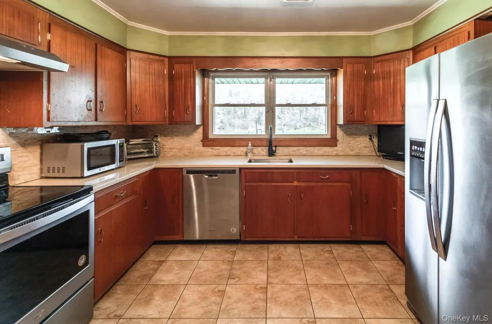 394 Smith Road Hyde Park, NY 12538