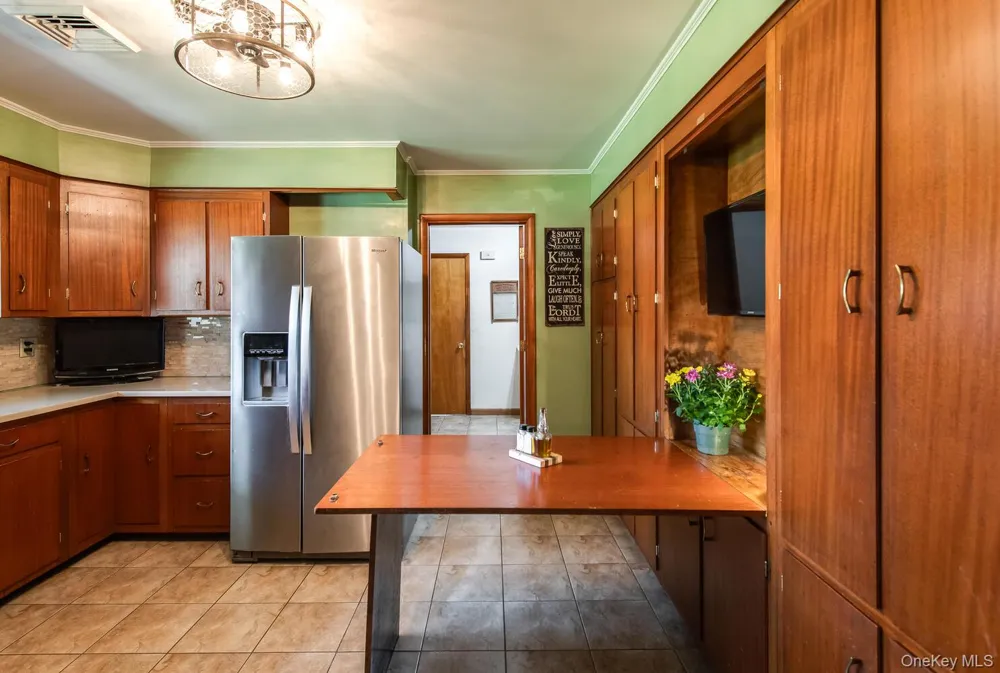 394 Smith Road Hyde Park, NY 12538