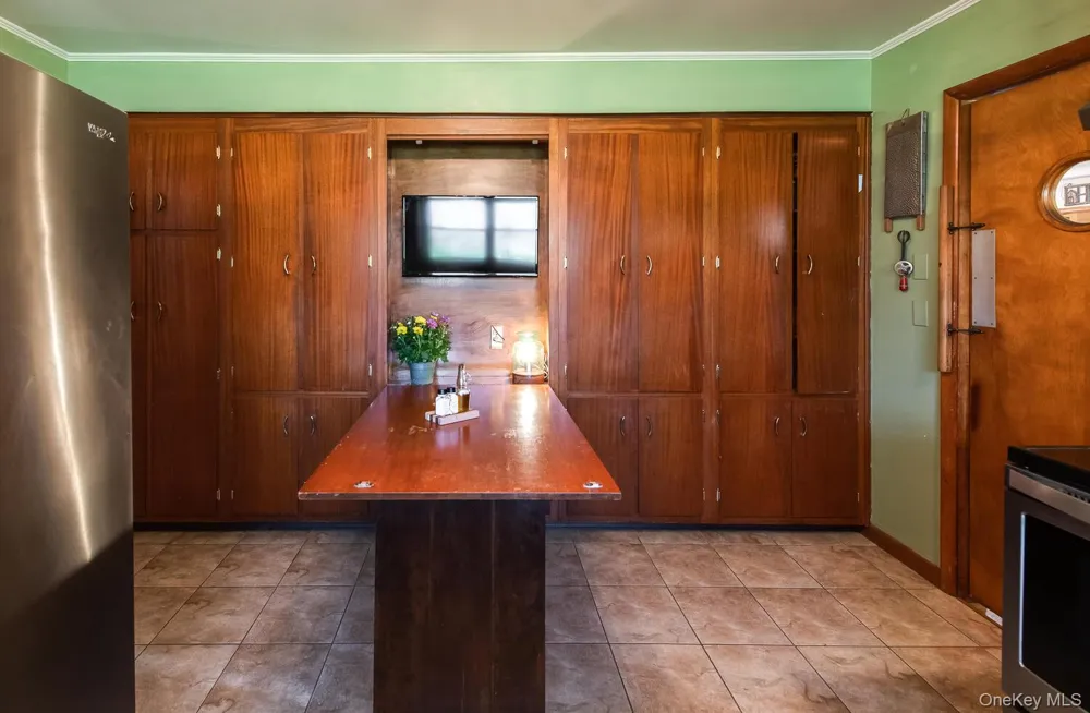 394 Smith Road Hyde Park, NY 12538