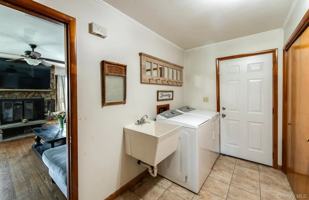 394 Smith Road Hyde Park, NY 12538