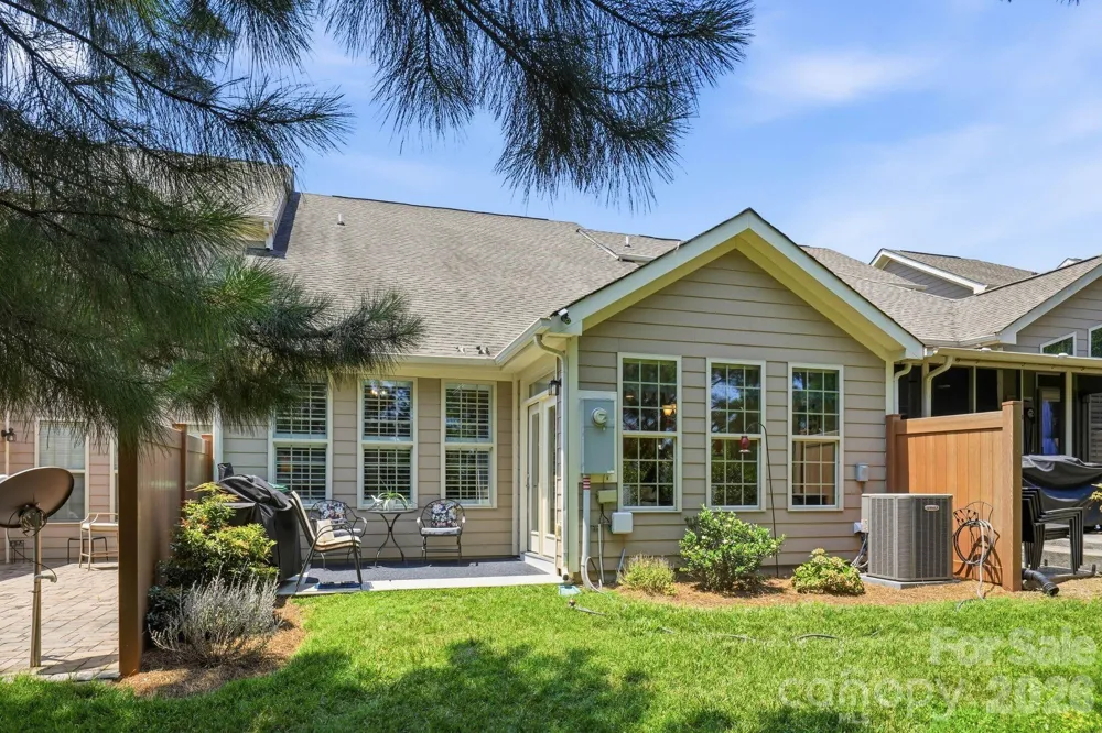 3025 Callaway Court Cramerton, NC 28032