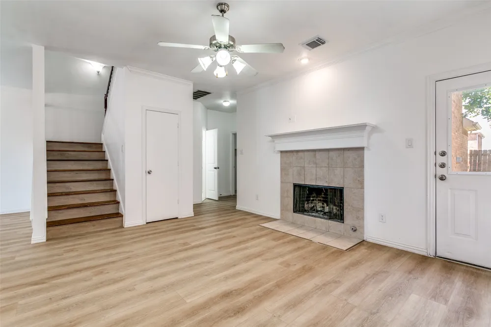 1013 Rodin Lane Carrollton, TX 75006