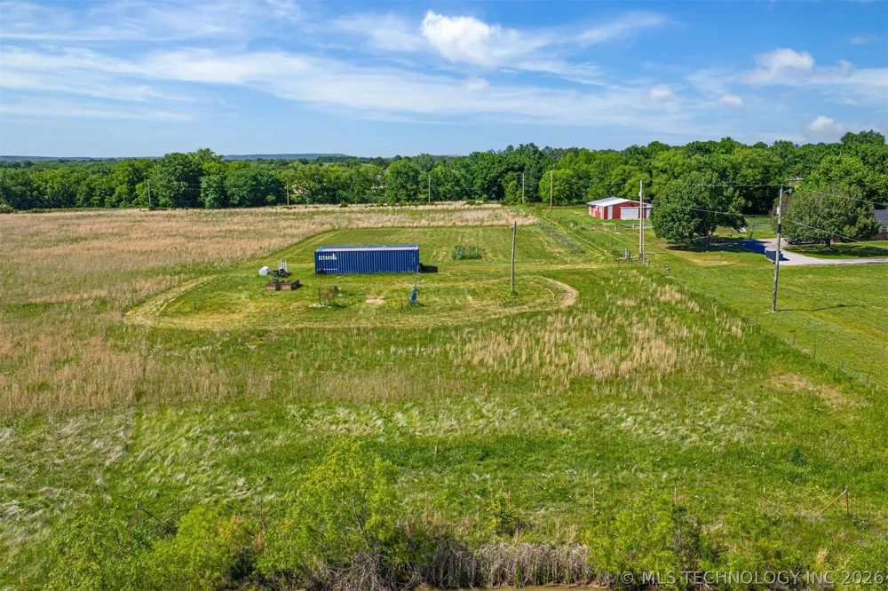 14744 Tyler Road Okmulgee, OK 74447