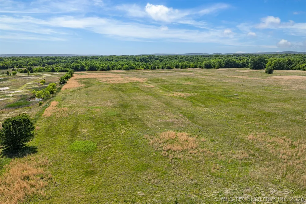 14744 Tyler Road Okmulgee, OK 74447