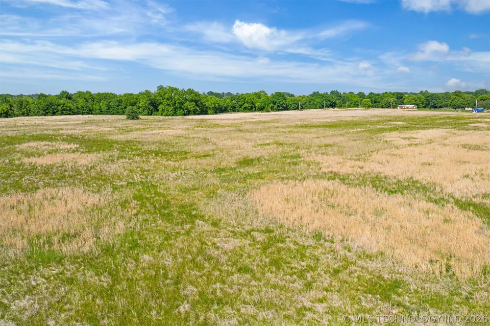 14744 Tyler Road Okmulgee, OK 74447
