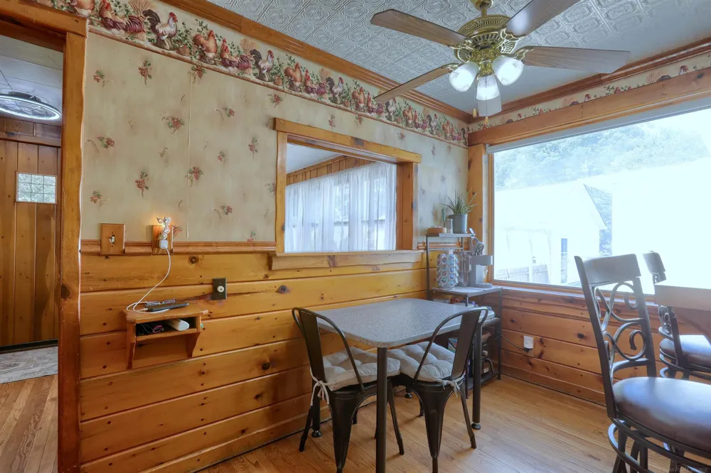 1945 Saint Clair Blvd Boulevard Algonac City, MI 48001
