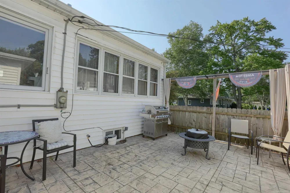 1945 Saint Clair Blvd Boulevard Algonac City, MI 48001