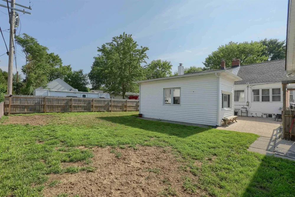 1945 Saint Clair Blvd Boulevard Algonac City, MI 48001