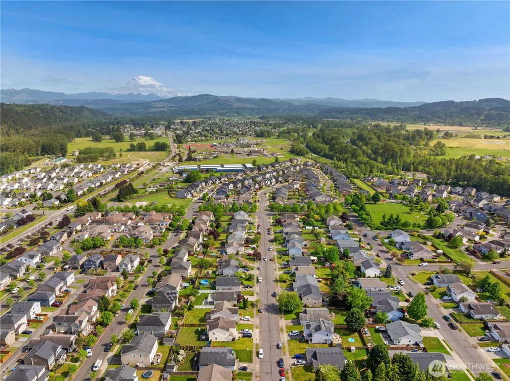 1010 Van Ogle Lane NW Orting, WA 98360