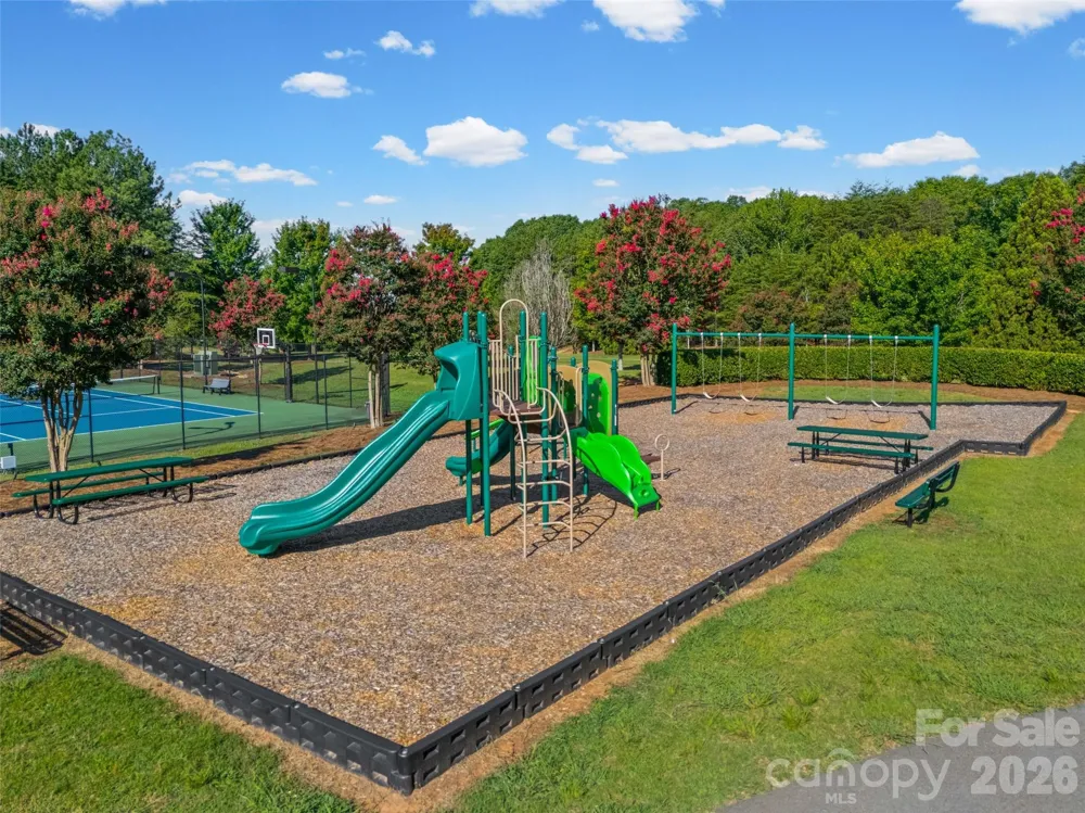 2117 Wood Clough Court #341 Belmont, NC 28012