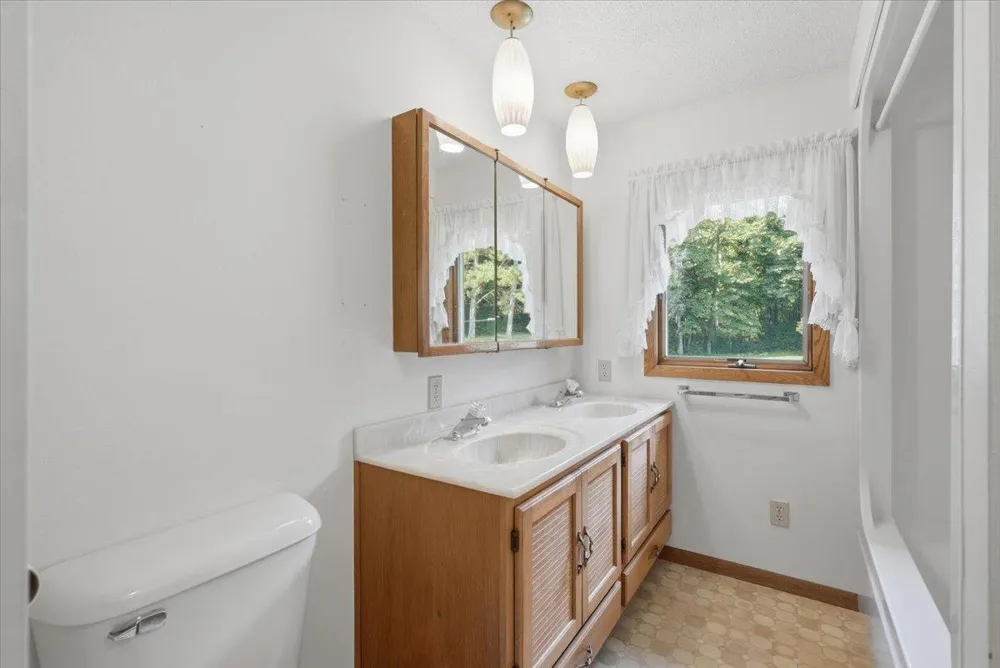 75 90th Avenue #D Clayton, WI 54004