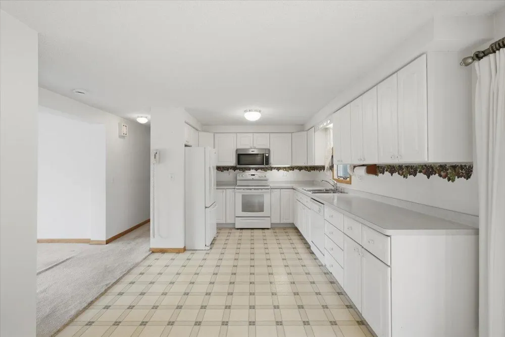 75 90th Avenue #D Clayton, WI 54004