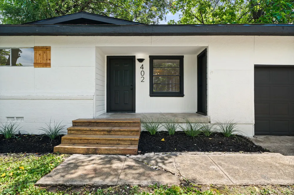 402 E Linda Drive Garland, TX 75041