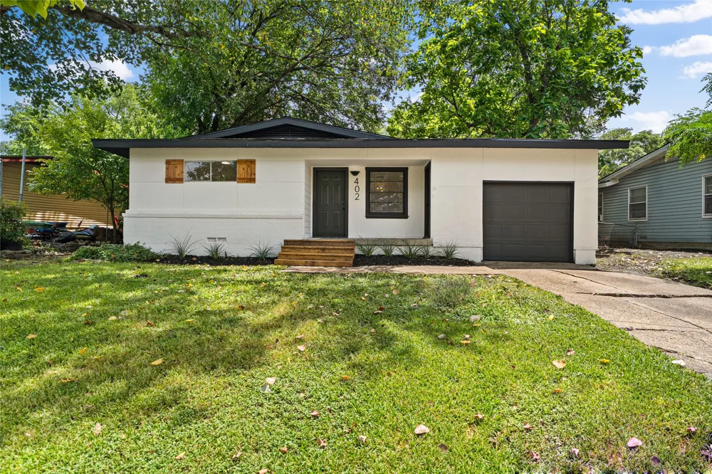 402 E Linda Drive Garland, TX 75041