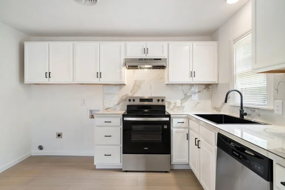 402 E Linda Drive Garland, TX 75041