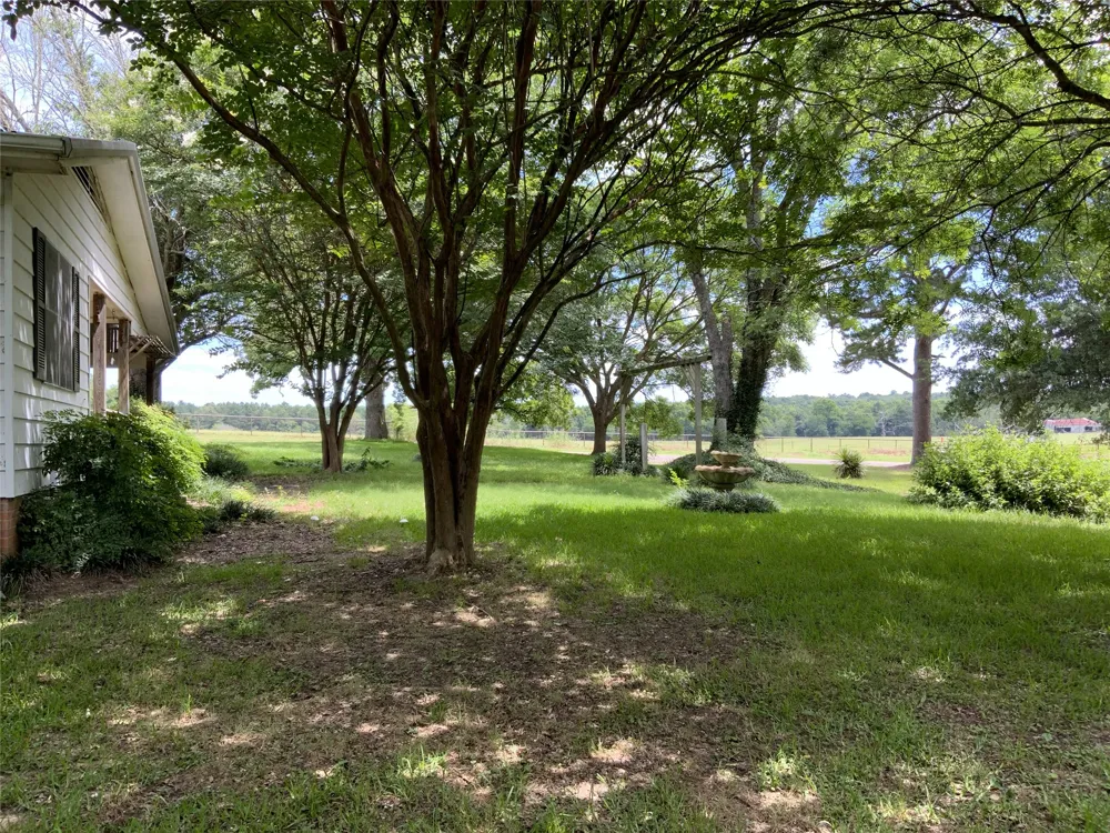 16926 County Road 4336 Larue, TX 75770