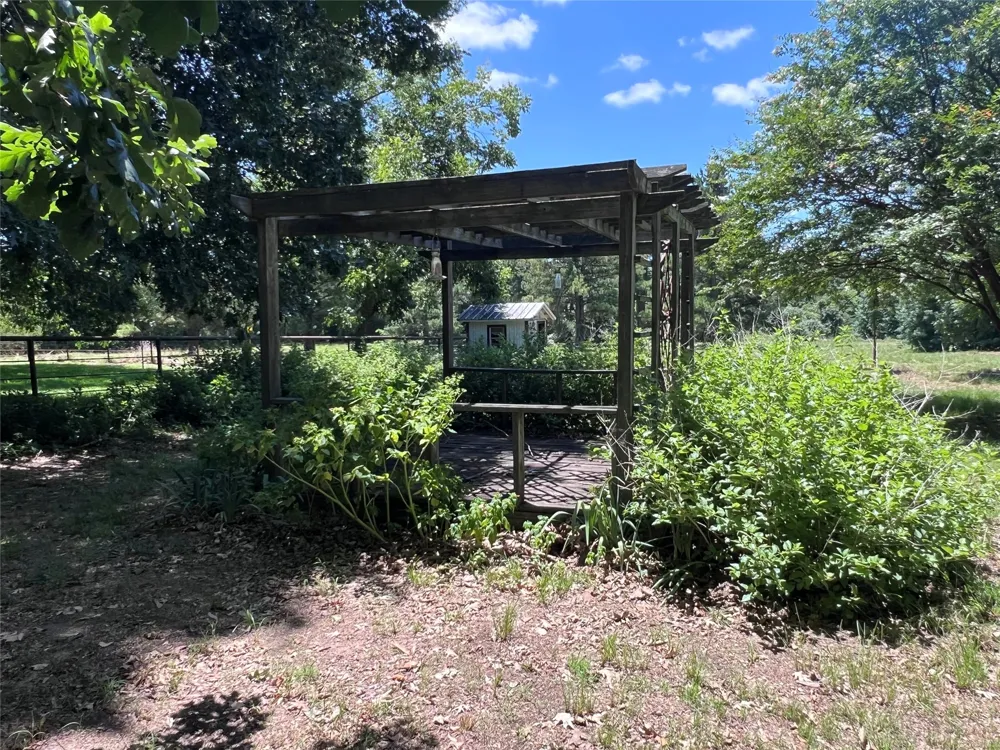 16926 County Road 4336 Larue, TX 75770