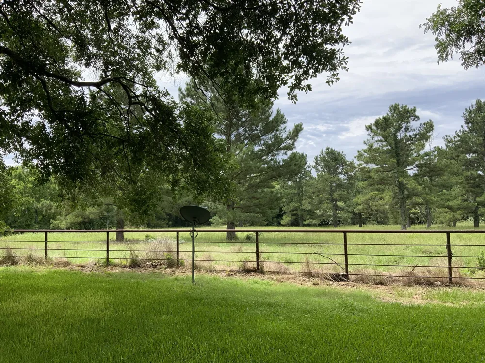 16926 County Road 4336 Larue, TX 75770