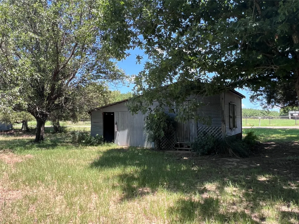 16926 County Road 4336 Larue, TX 75770