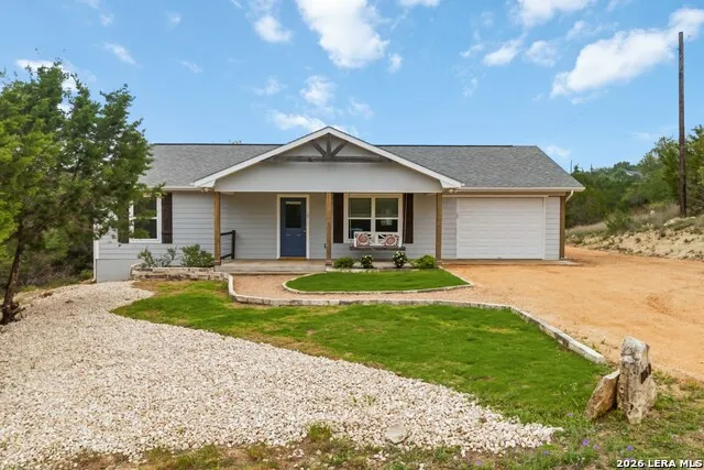 1060 POPLAR CT Fischer, TX 78623