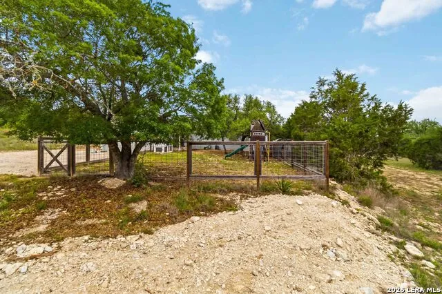1060 POPLAR CT Fischer, TX 78623