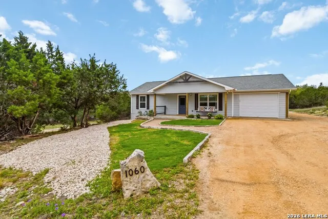 1060 POPLAR CT Fischer, TX 78623