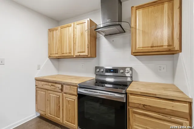 1060 POPLAR CT Fischer, TX 78623