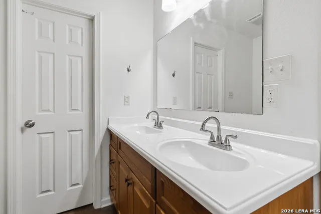 1060 POPLAR CT Fischer, TX 78623