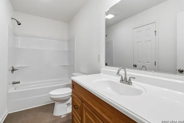 1060 POPLAR CT Fischer, TX 78623