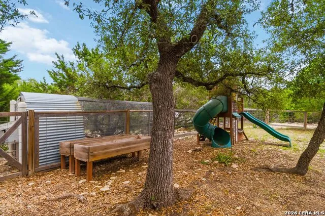1060 POPLAR CT Fischer, TX 78623
