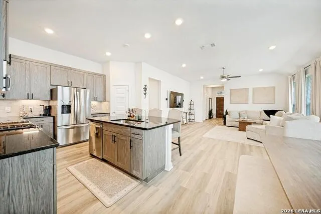 1617 Craftsman New Braunfels, TX 78132