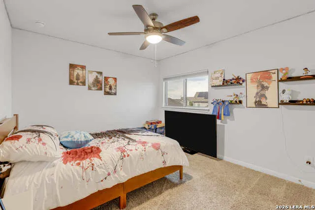 4902 OXBOW BND St Hedwig, TX 78152