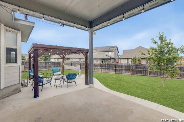4902 OXBOW BND St Hedwig, TX 78152