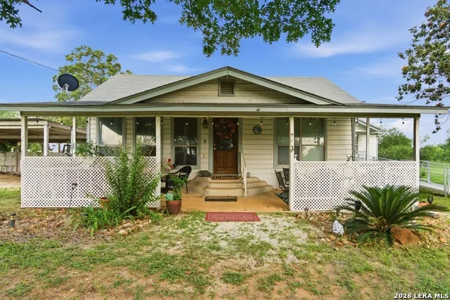 14011 Wisdom Rd Atascosa, TX 78002