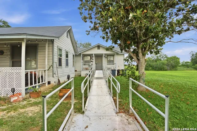 14011 Wisdom Rd Atascosa, TX 78002
