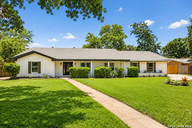 226 Gardenview Castle Hills, TX 78213
