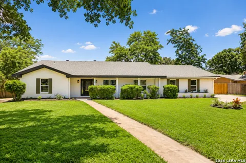 226 Gardenview