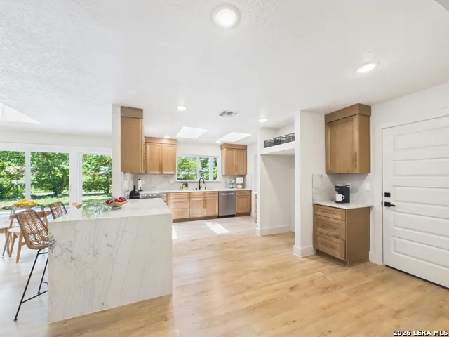 226 Gardenview Castle Hills, TX 78213