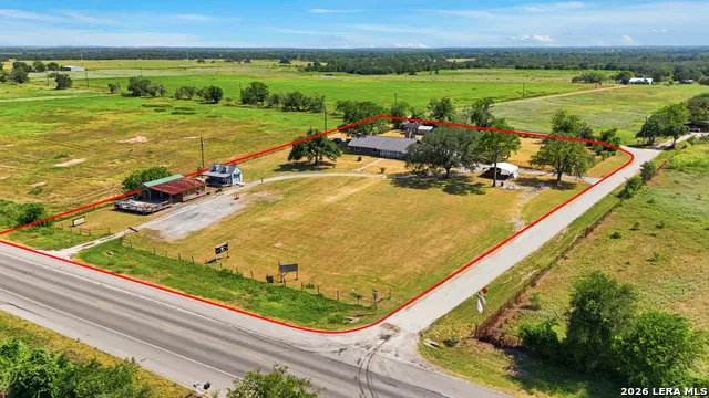 3777 San Marcos Luling, TX 78648